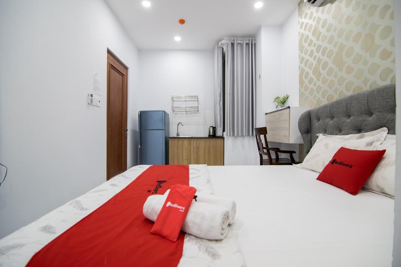 Hotel Reddoorz Near Saigon Zoo Thành Pho Ho Chí Minh Esterno foto