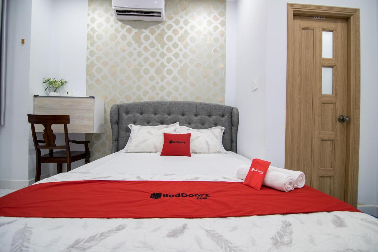 Hotel Reddoorz Near Saigon Zoo Thành Pho Ho Chí Minh Esterno foto